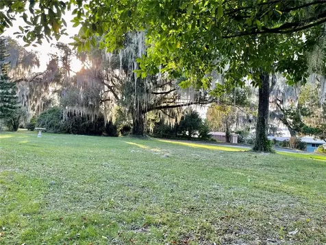 14350 SE 144th Avenue Weirsdale FL 32195