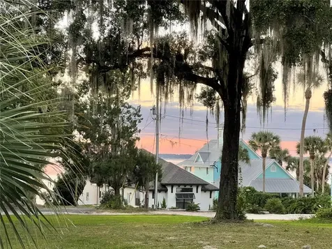 14350 SE 144th Avenue Weirsdale FL 32195