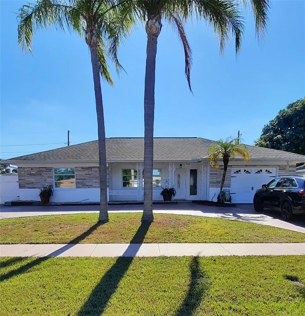 3900 22nd Avenue N St Petersburg FL 33713