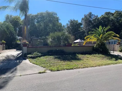 4215 S Sandalwood Circle Tampa FL 33617