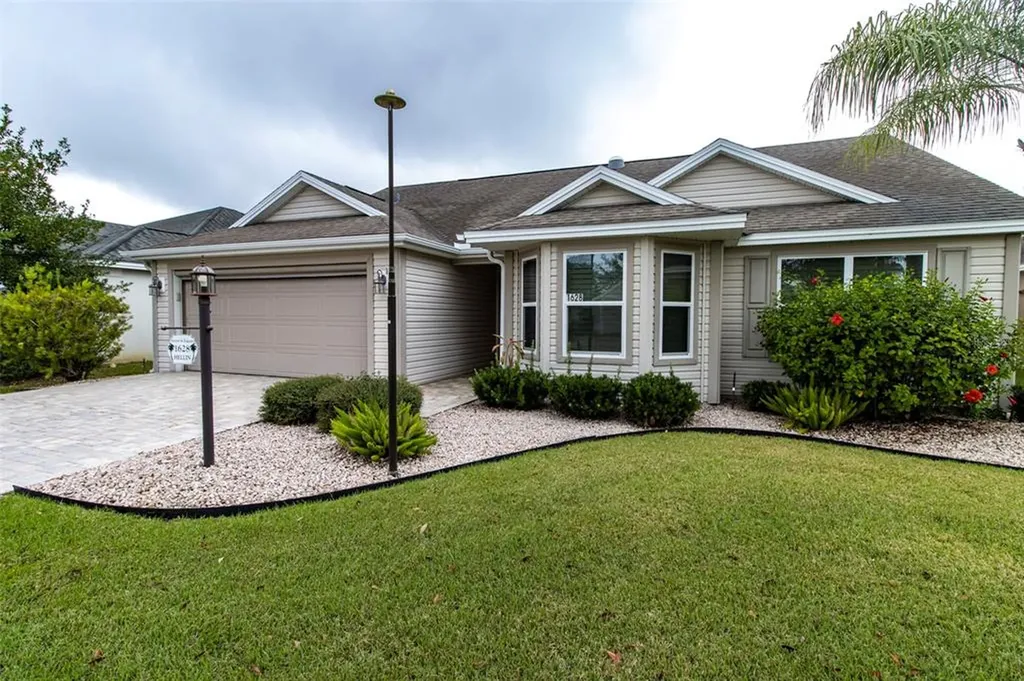 1628 Pennecamp Drive The Villages FL 32162