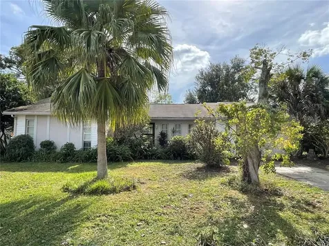 653 Floral Drive Kissimmee FL 34743