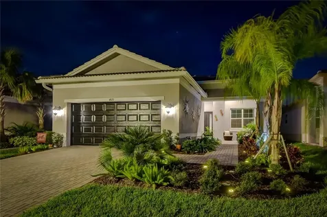 4822 Sevilla Shores Drive Wimauma FL 33598