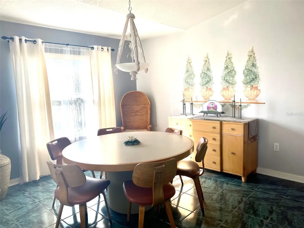 2602 Edgewater Court Palmetto FL 34221
