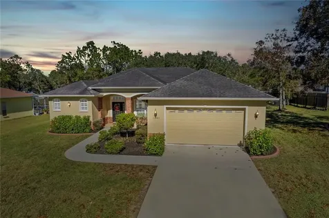 11285 Frigate Bird Avenue Weeki Wachee FL 34613
