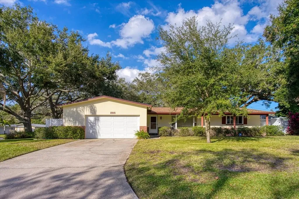 1916 Ripon Drive Clearwater FL 33764