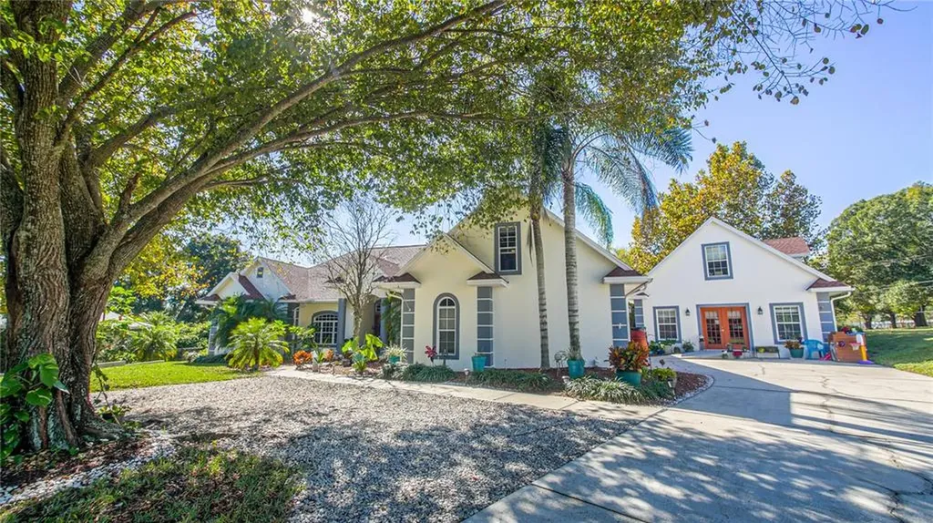 5609 Summerland Hills Drive Lakeland FL 33812