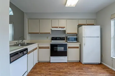 1645 S High Street Deland FL 32720