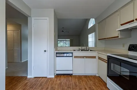 1645 S High Street Deland FL 32720