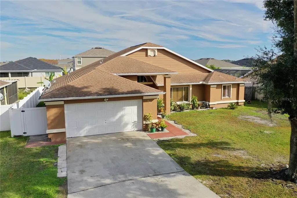 603 Moss Park Court Kissimmee FL 34743
