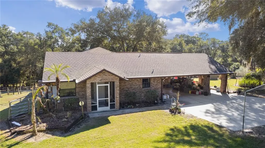 3500 Griffin Avenue Lady Lake FL 32159