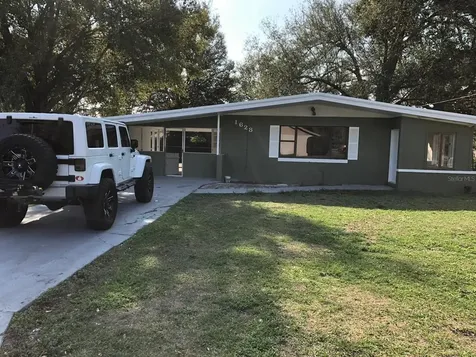 1628 Roselawn Street SW Winter Haven FL 33880