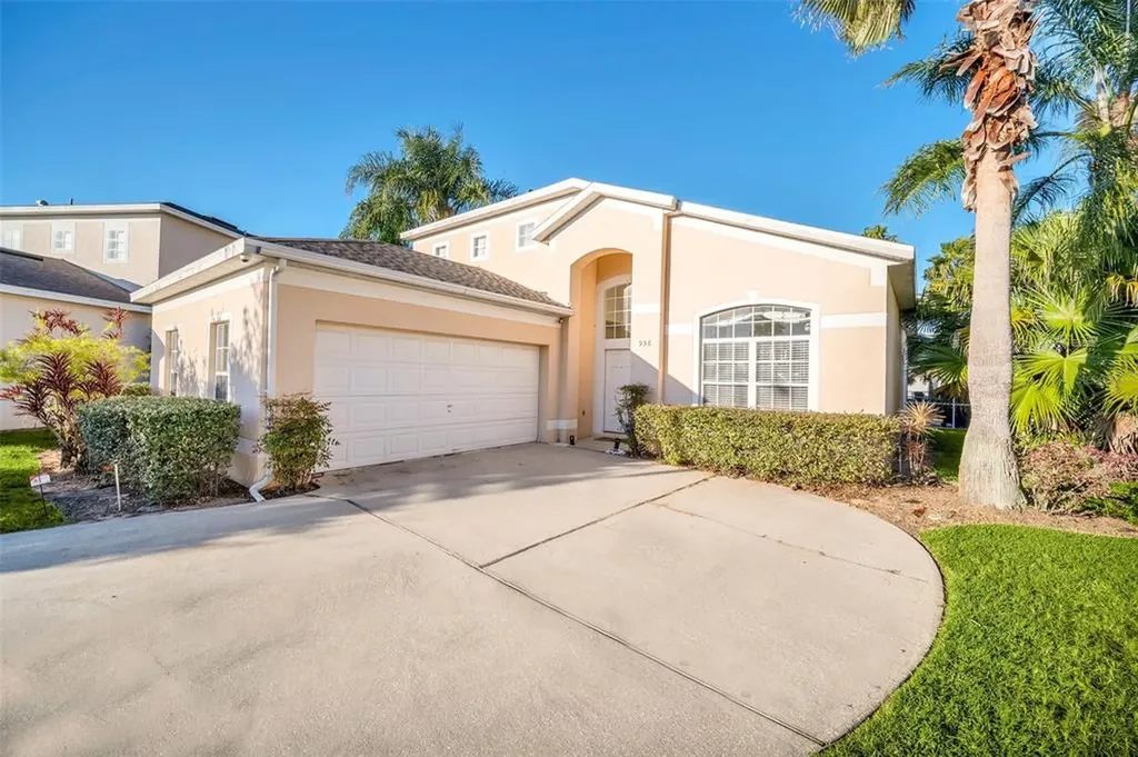 956 Bloomingdale Drive Davenport FL 33897