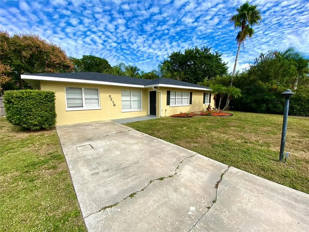 3216 36th Avenue W Bradenton FL 34205
