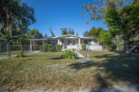 220 NW 5th Avenue Mulberry FL 33860