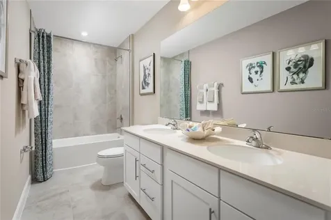 518 E 20th Avenue Mount Dora FL 32757