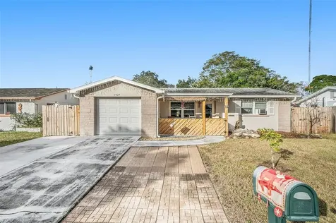 1427 Brixton Lane Holiday FL 34691