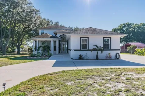 820 Lakeview Drive Wimauma FL 33598