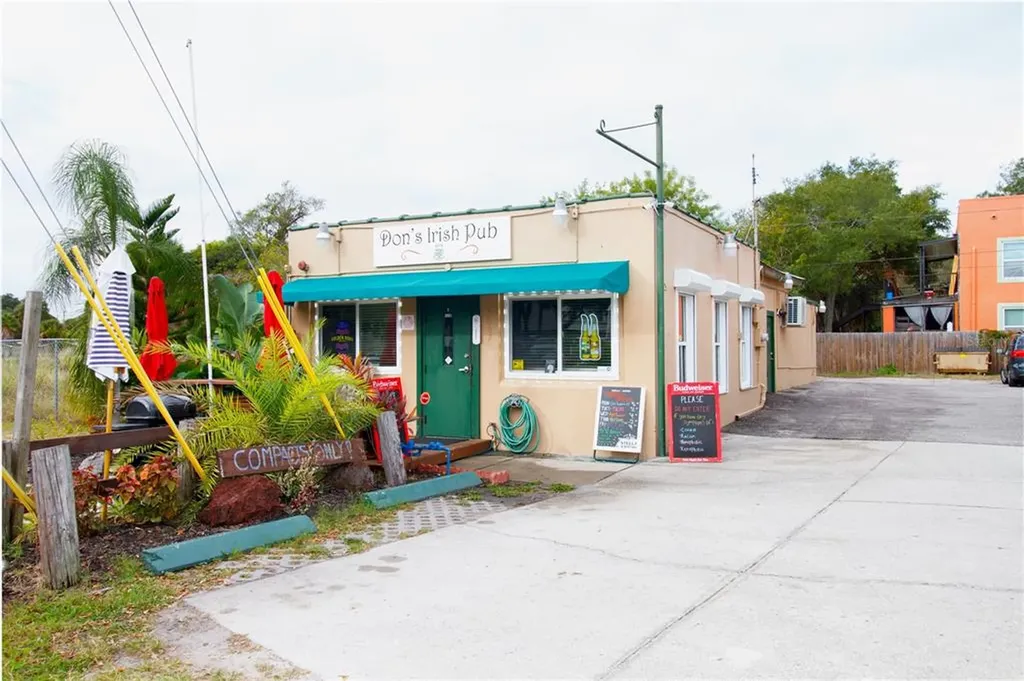 3007 6th Street S St Petersburg FL 33705