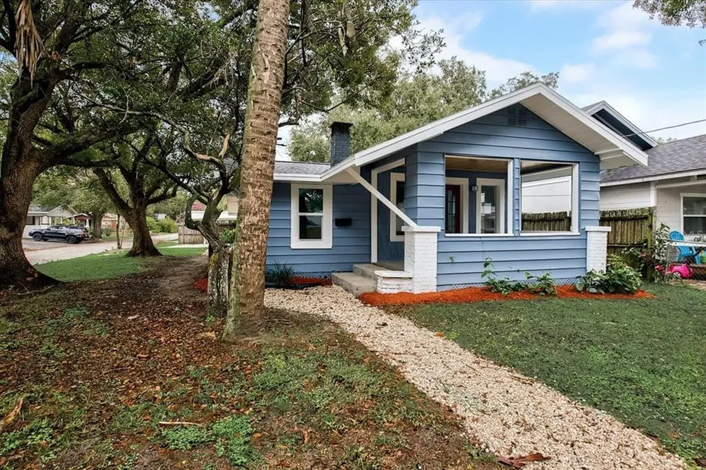 6605 N Wellington Avenue Tampa FL 33604