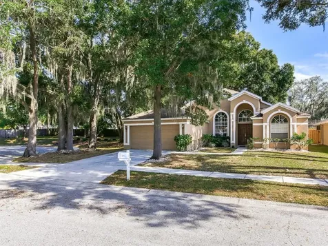 1004 English Bluffs Court Brandon FL 33511