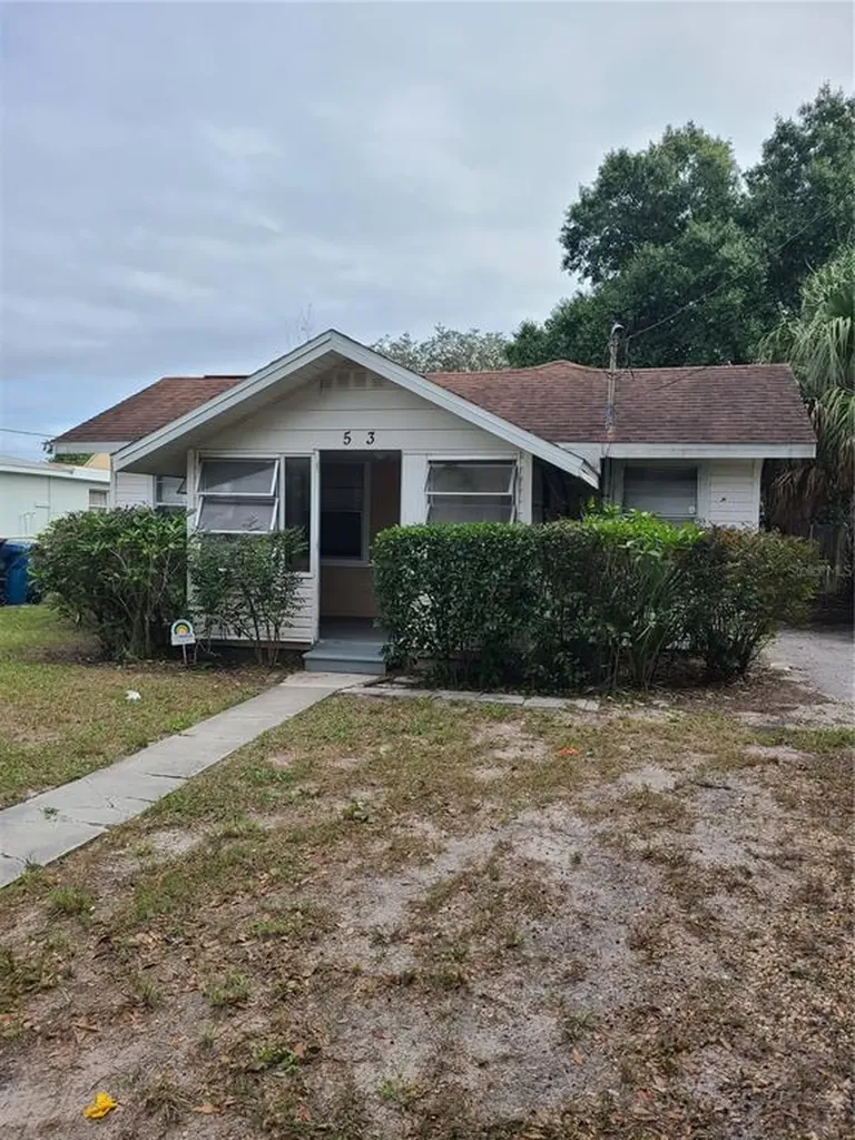 53 S Phillips Street Lake Wales FL 33853