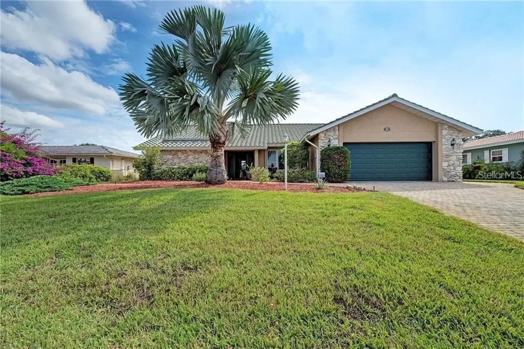 10 Pine Ridge Way Englewood FL 34223