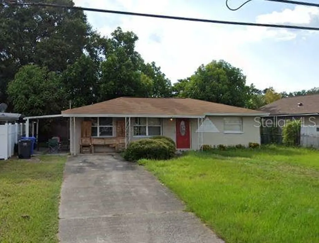6310 Axelrod Road Tampa FL 33634