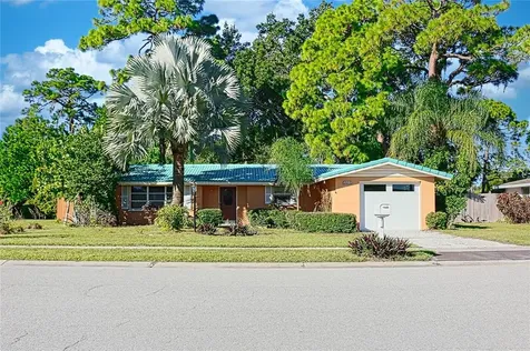 2432 Breakwater Circle Sarasota FL 34231