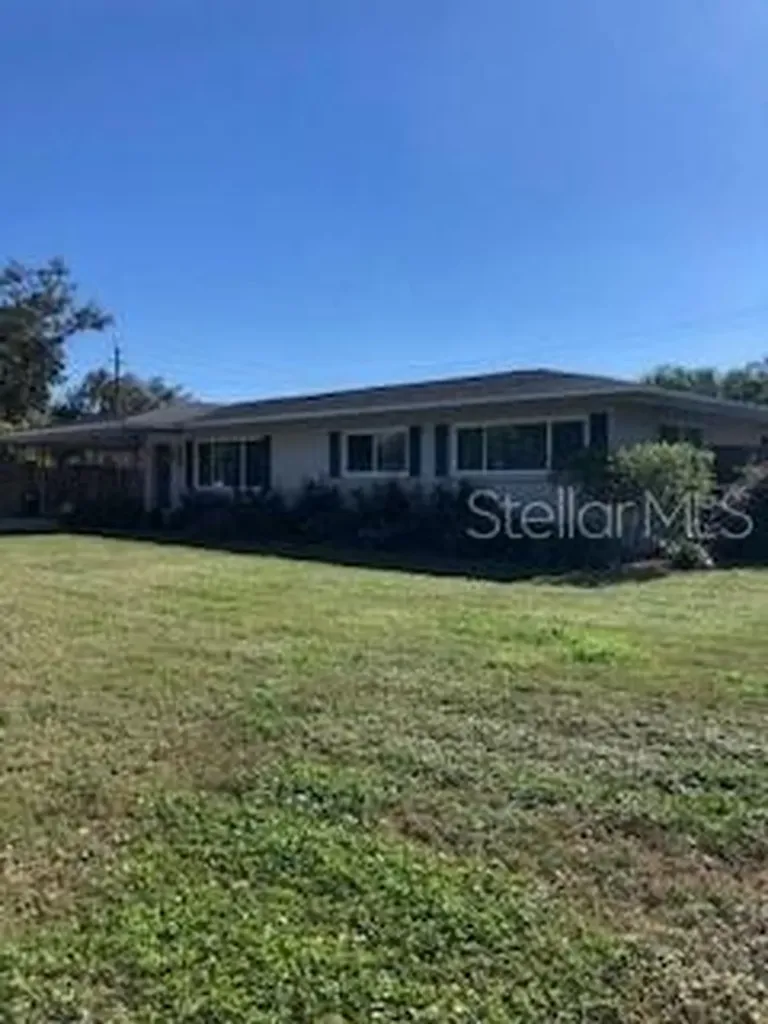 2760 Goldenrod Street Sarasota FL 34239