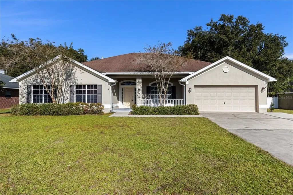 2855 Blackwater Oaks Drive Mulberry FL 33860