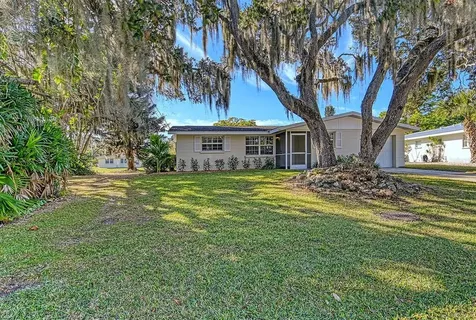 3366 Mayflower Street Sarasota FL 34231