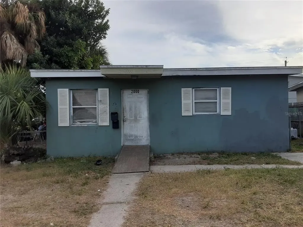 2000 Queensboro Avenue S St Petersburg FL 33712