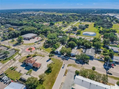 1430 Martin Luther King Avenue E Bradenton FL 34208