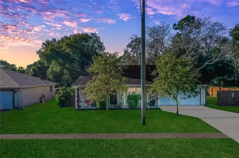 500 E 5th Street Chuluota FL 32766