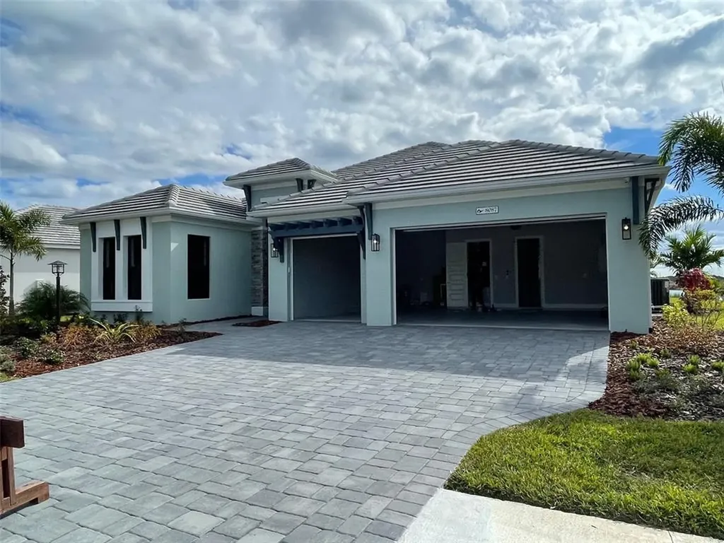 8087 Waterbend Trail Sarasota FL 34240