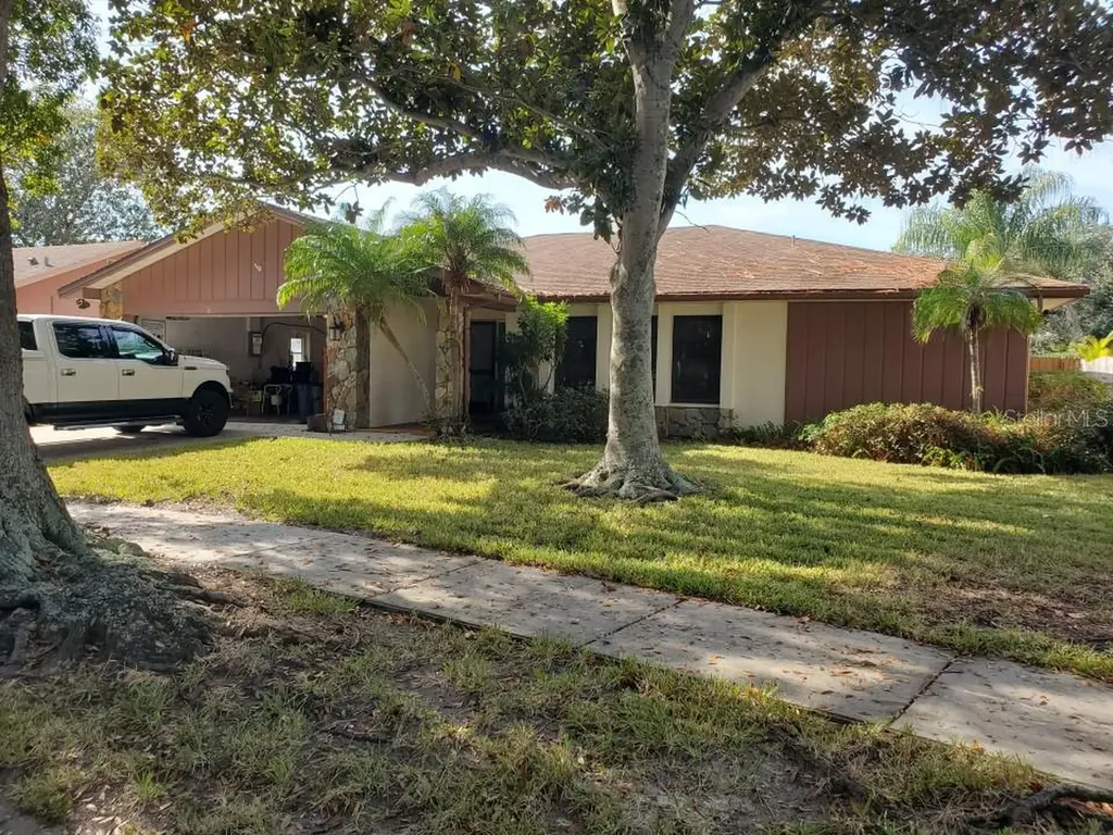 9224 Rustic Pines Boulevard W Seminole FL 33776