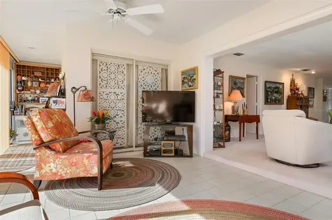 5312 Charmes Sarasota FL 34235