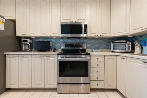 5312 Charmes Sarasota FL 34235