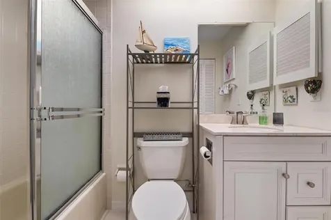 5312 Charmes Sarasota FL 34235