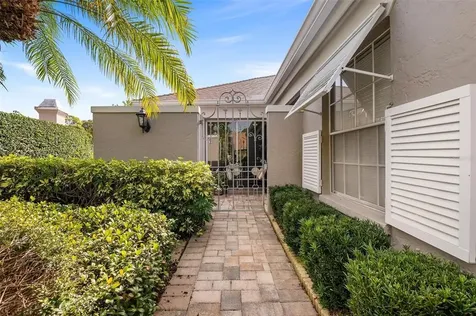 5312 Charmes Sarasota FL 34235