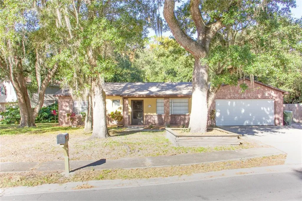 2434 Brookside Avenue Kissimmee FL 34744