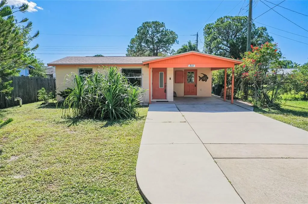 311 E Green Street Englewood FL 34223