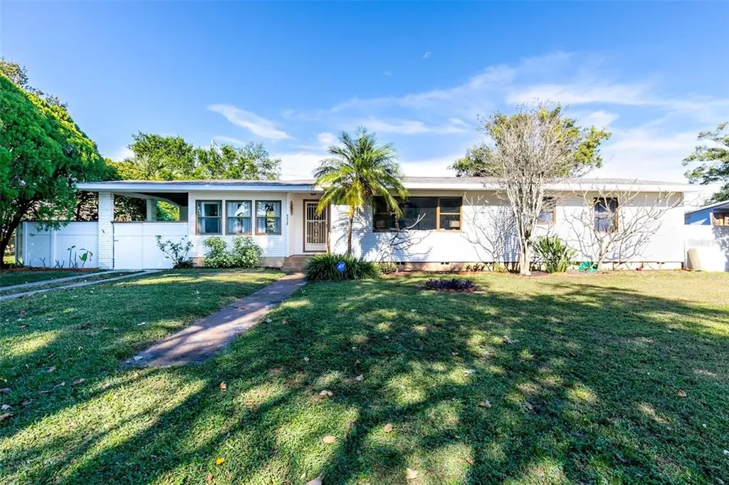 5029 37th Avenue N St Petersburg FL 33710