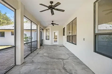 10421 Canary Avenue Weeki Wachee FL 34613