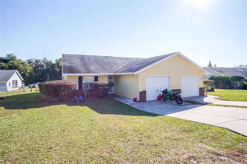 210 Fernwood Street Leesburg FL 34748