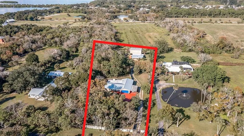 2225 N Tropical Trail Merritt Island FL 32953