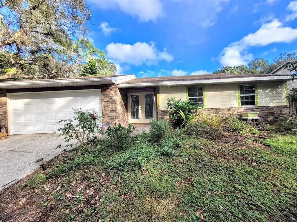 2437 Navarez Avenue Safety Harbor FL 34695