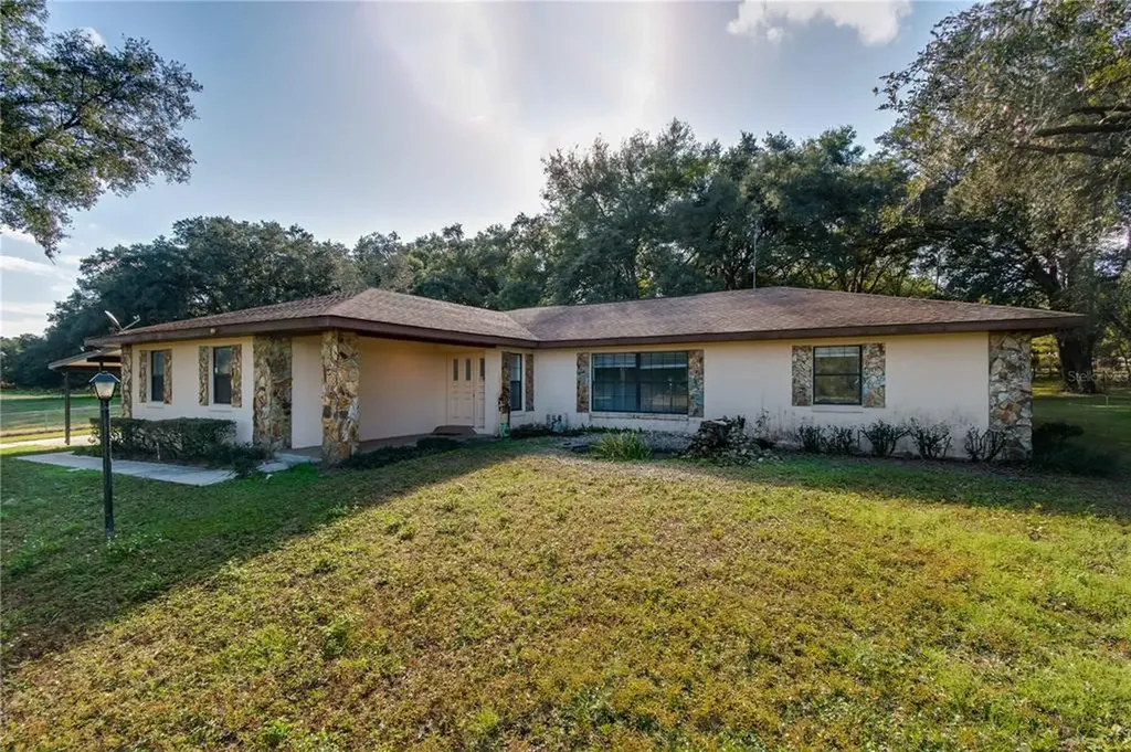 13800 SE 175th Street Weirsdale FL 32195