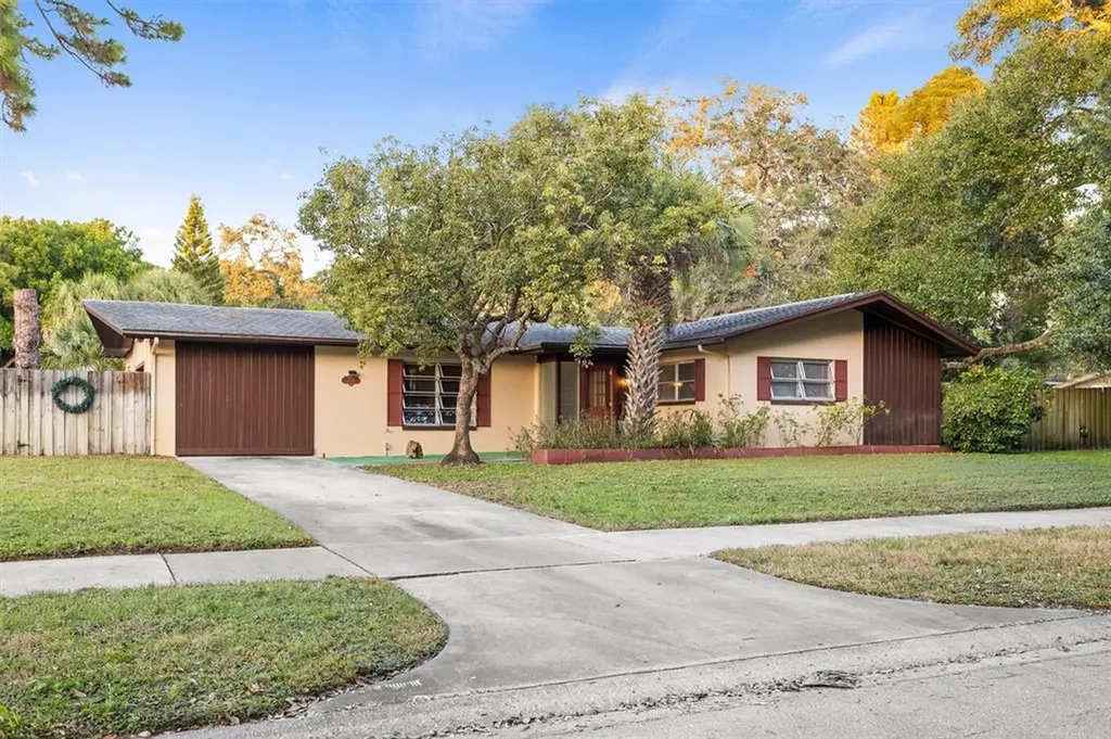2999 67th Avenue S St Petersburg FL 33712